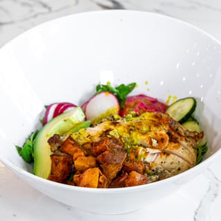Chicken and Quinoa Bowl